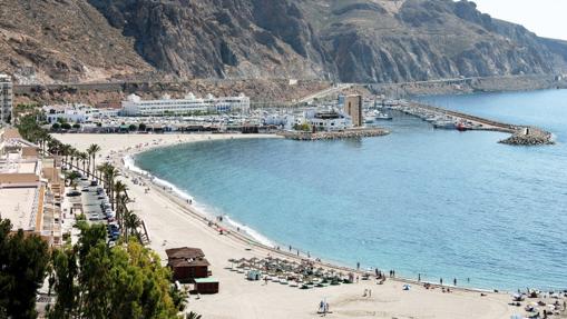 Playa de Aguadulce en Roquetas de Mar (Almería)