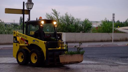 Urbanismo inicia la retirada de los veladores que incumplen la normativa en Córdoba