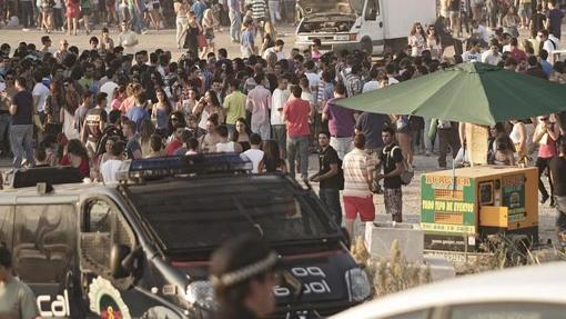 ¿Dónde hacen botellón ahora los jóvenes en Andalucía?