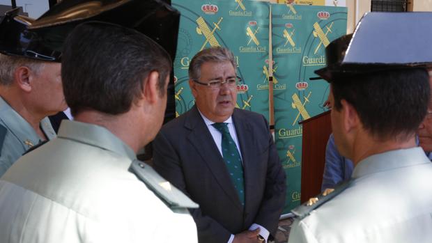 El ministro del Interior en Almería, donde visitó el Puesto Principal de la Guardia Civil