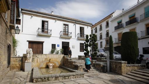 La plaza Séneca también aparece en el libro