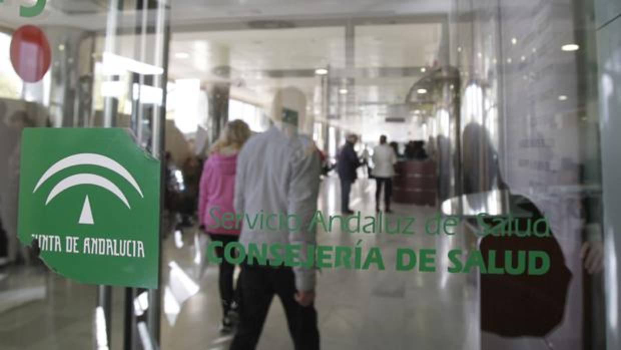 El accidentado fue trasladado al Hospital Clínico de Málaga