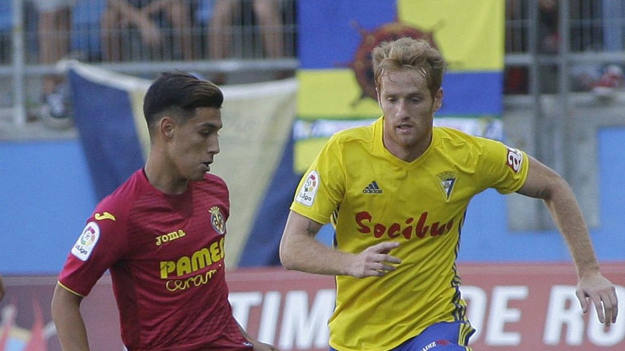 El Cádiz, en el partido ante el Villarreal en el Carranza