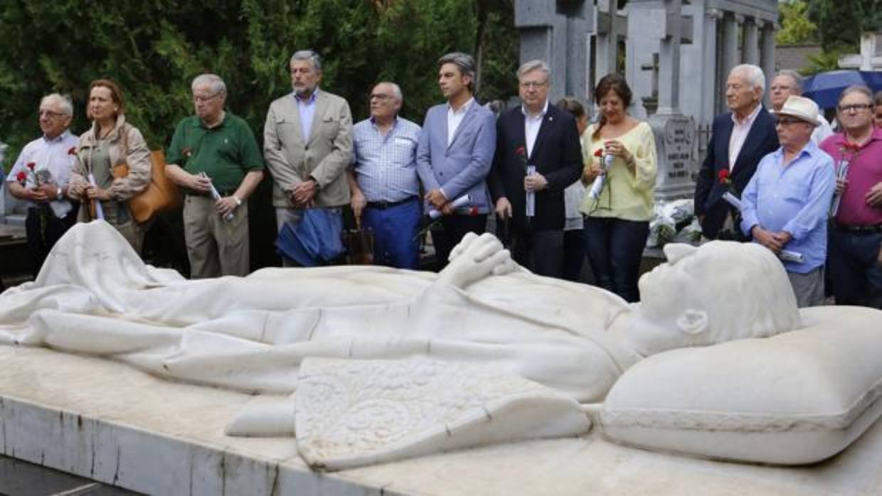 Homenaje el pasado mes de agosto a Manolete en el cementerio de La Salud