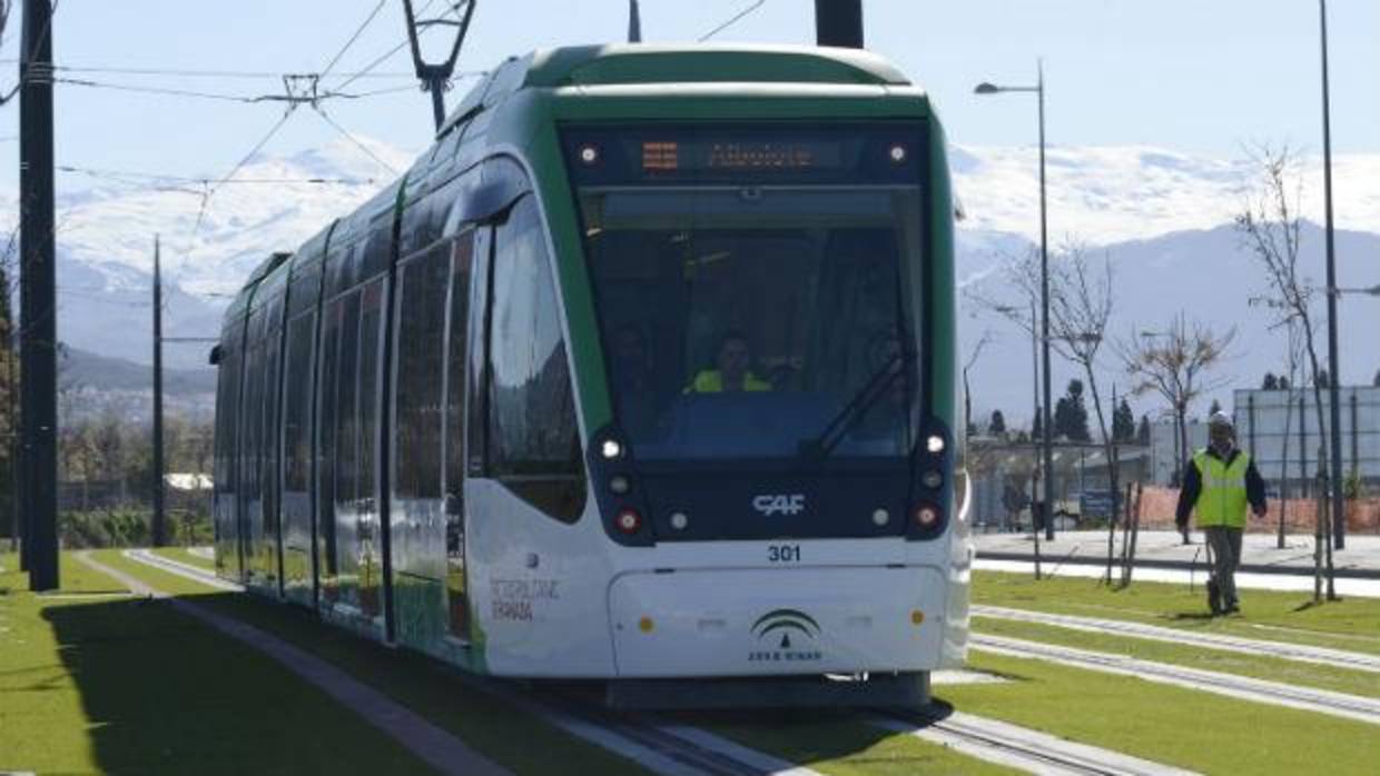 El Gobierno andaluz asegura que está «trabajando muchísimo» para inaugurar «lo antes posible» la infraestructura