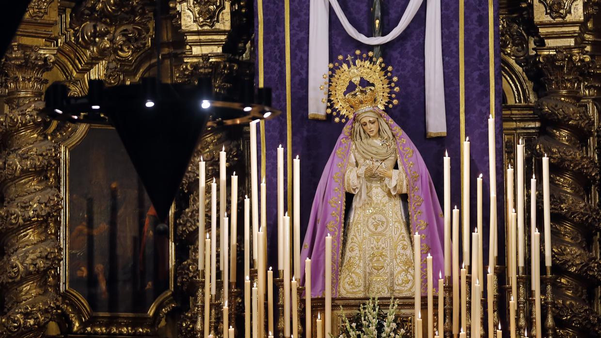 La Virgen de las Lágrimas, con su nueva saya