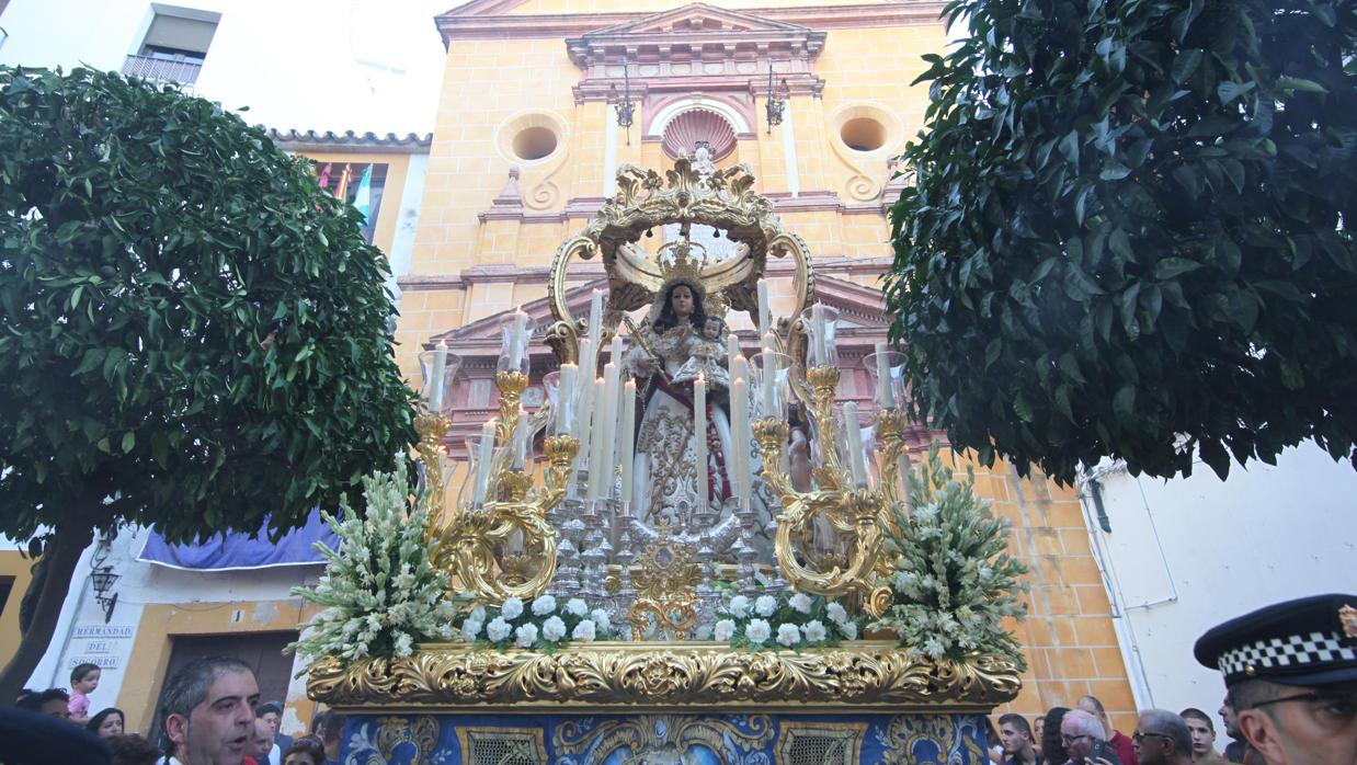 Nuestra Señora del Socorro, en su salida procesional