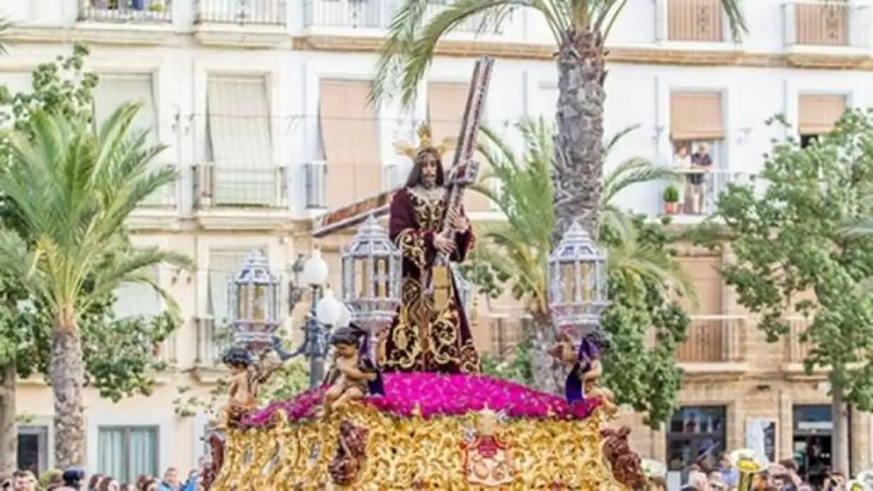 La cofradía del Nazareno también está presente en Granada