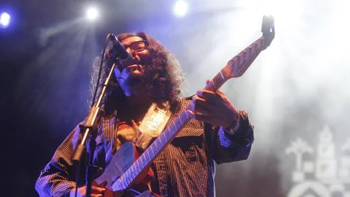 El guitarrista Raimundo Amador durante uno de sus conciertos