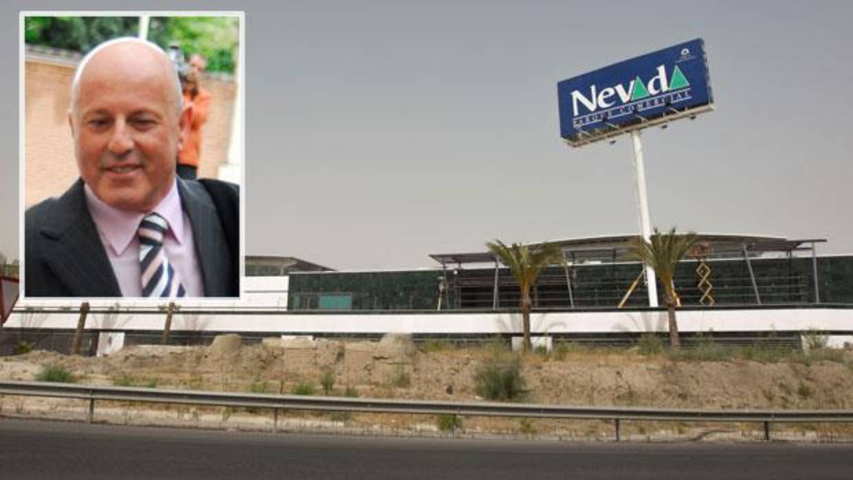 La acusada actuó como procuradora de Tomás Olivo, promotor del centro comercial Nevada de Armilla