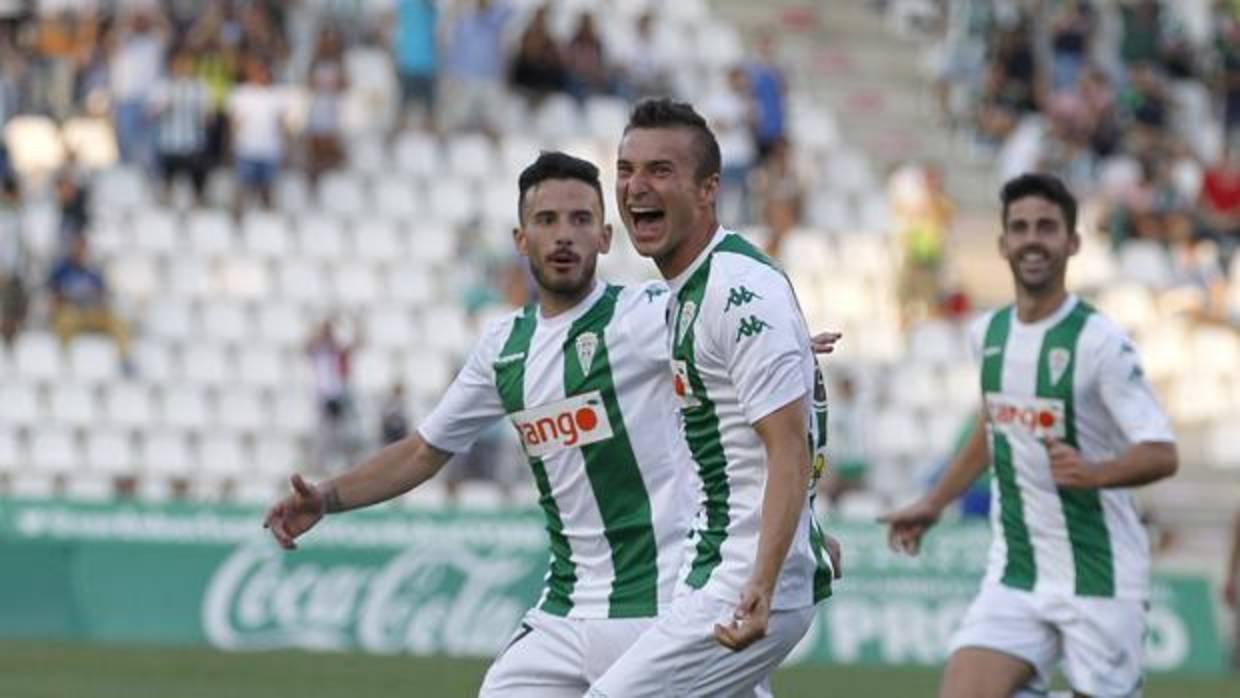 Markovic celebra su gol ante el Alcorcón