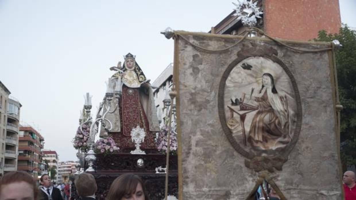 Santa Teresa de Jesús, en la procesión de la Virgen del Carmen