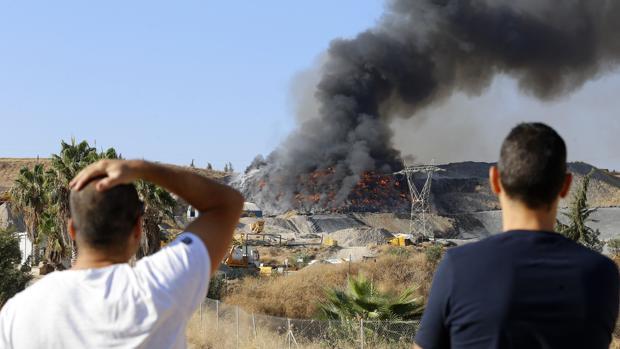 La denuncia a la planta de residuos incendiada en Córdoba se hizo a instancias de la Junta