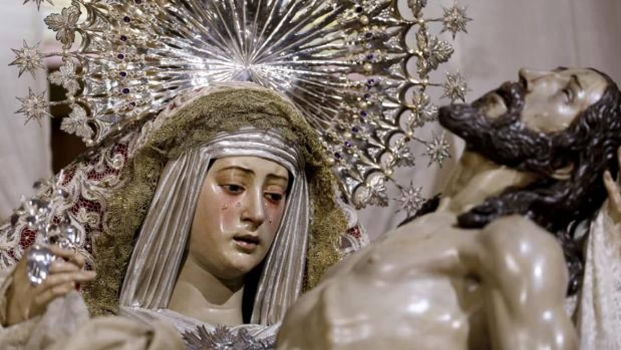 Virgen de las Angustias