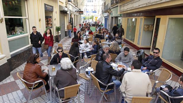 Terraza en la conocida como calle de la Plata, en Córdoba