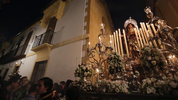 La Virgen del Amparo de Córdoba procesiona esta tarde desde San Francisco