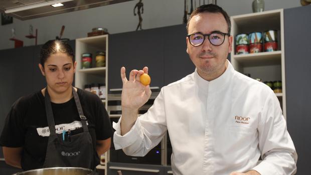 Noor Restaurant, de Paco Morales, consigue dos «soles» en la Guía Repsol