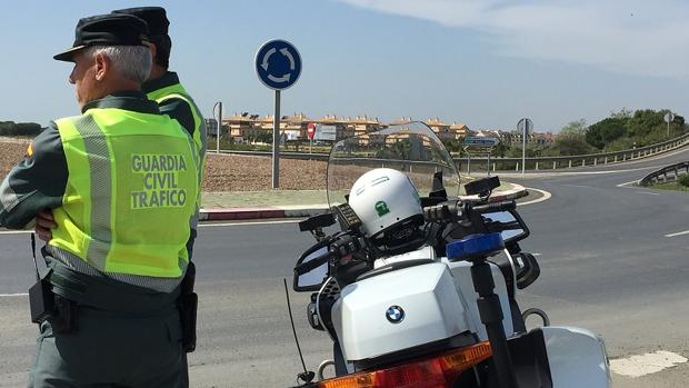 Gran intervención policial en Huelva contra las carreras ilegales en un polígono industrial