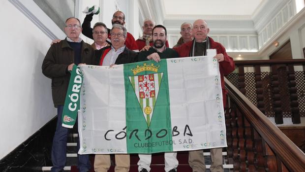 Habla la afición del Córdoba: «El único responsable de tan deplorable estado del club es Carlos González»