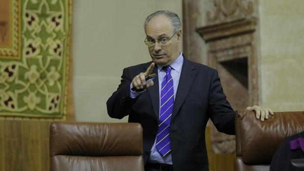 El Parlamento andaluz encarga contratos 2.0 a la firma del sobrino de su presidente Juan Pablo Durán