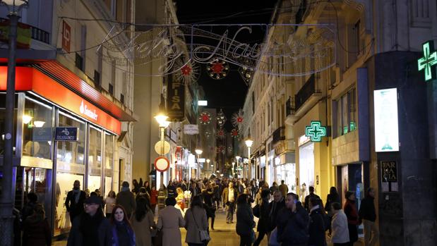 Córdoba llega la última de Andalucía al encendido del Navidad