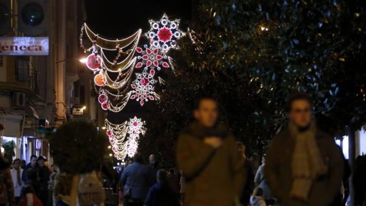 Iluminación navideña en la calle Claudio Marcelo