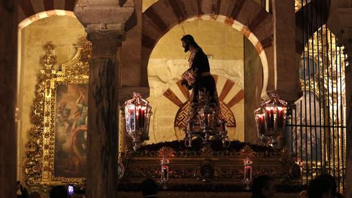 El Señor de la Redención, en el Vía Crucis