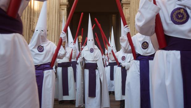 ¿Es pronto para hacerse el hábito de nazareno?