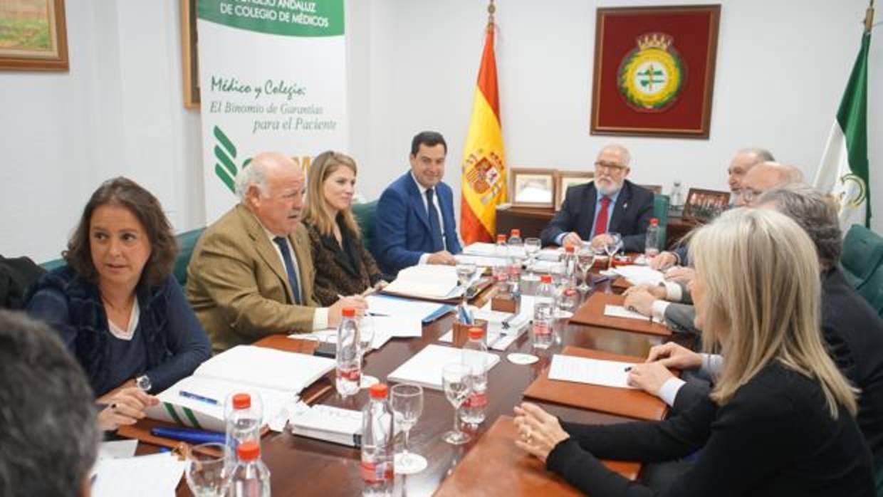 Reunión del PP con representantes del Consejo Andaluz de Colegios de Médicos