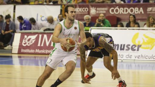 Un partido del Yosíquesé Cordobasket en esta temporada