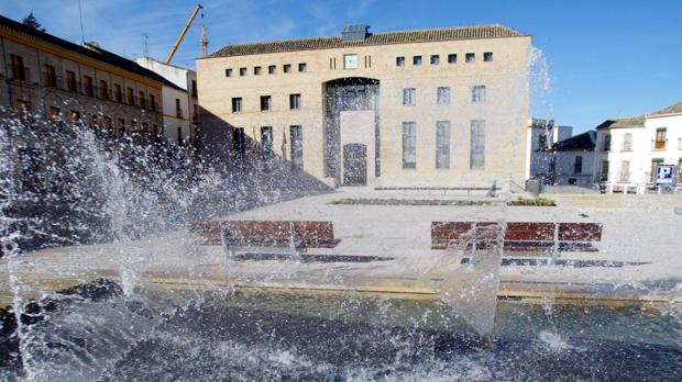 El Ayuntamiento de Baena subvencionará a nuevas empresas que se instalen en el municipio