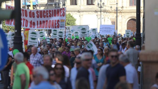 Los frentes de batalla de Stop Impuesto Sucesiones en Andalucía