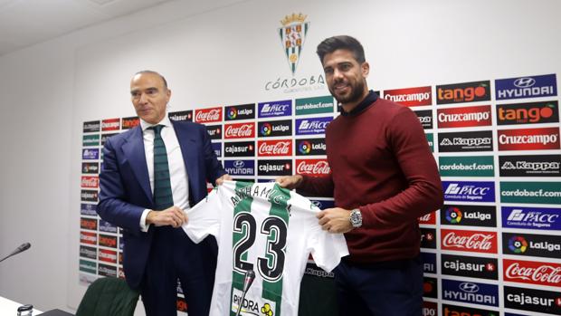 Fichajes Córdoba CF: Oliver considera a Aythami «el jugador más importante» con permiso de Reyes