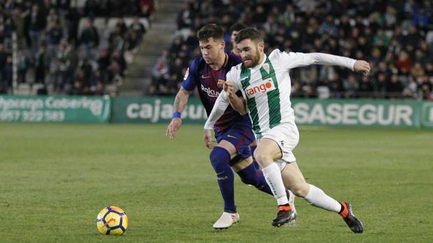 El Córdoba CF da un importante paso atrás para la salvación tras perder ante el FC Barcelona B (1-2)