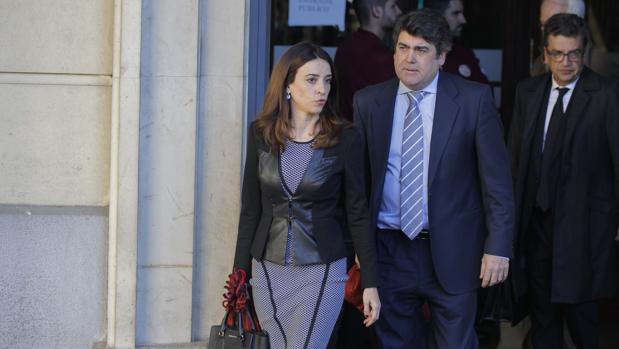 La juez Núñez admite a un exconsejero de la Junta las pruebas que le negó al PP en el caso Formación