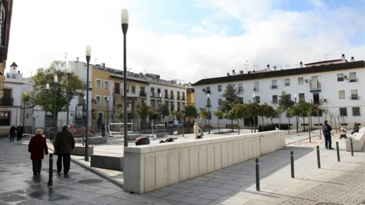 Plaza del Poeta Juan Bernier, donde antes se ubicó el convento de Santa María de Gracia