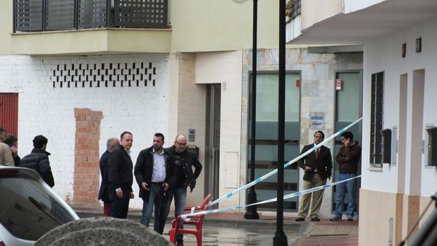 Cargo de intento de asesinato para el excliente que disparó a su abogado en Montoro