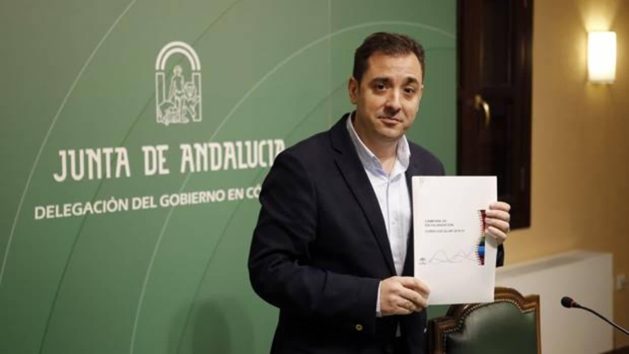 El delegado de Educación, Antonio José López, en rueda de prensa