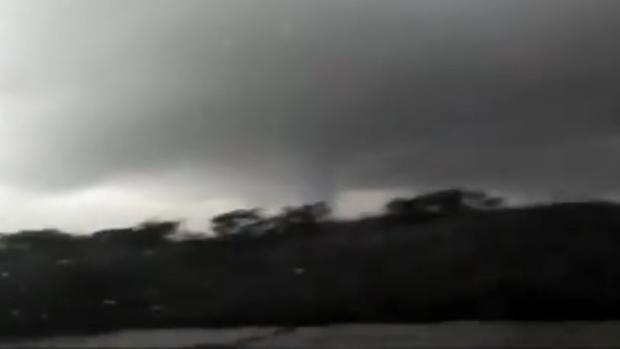 El tiempo en Andalucía: Un tornado causa destrozos en varios municipios de Huelva