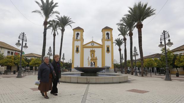 Tres alternativas a la plaza de Cañero de Córdoba: Del Barrio, de la Asociación Vecinal y San Vicente Ferrer