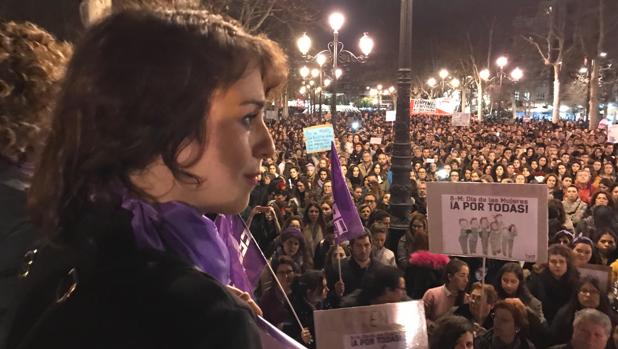 Juana Rivas se pone al frente de la manifestación feminista en Granada