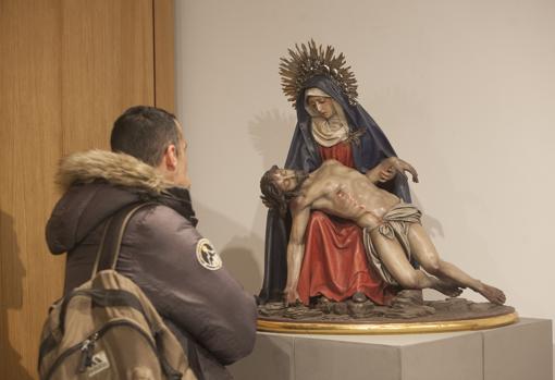 Piedad del escultor cordobés Antonio Bernal