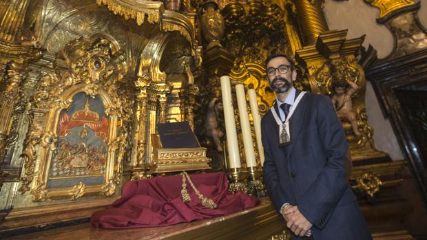 Torrejón anuncia desde el Falla la Semana Santa de Cádiz