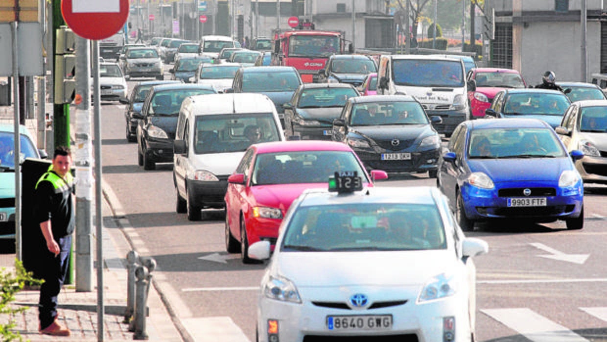 Tráfico denso en la zona del Vial Norte