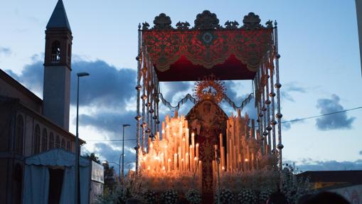 María Santísima de la O por el barrio de Fátima