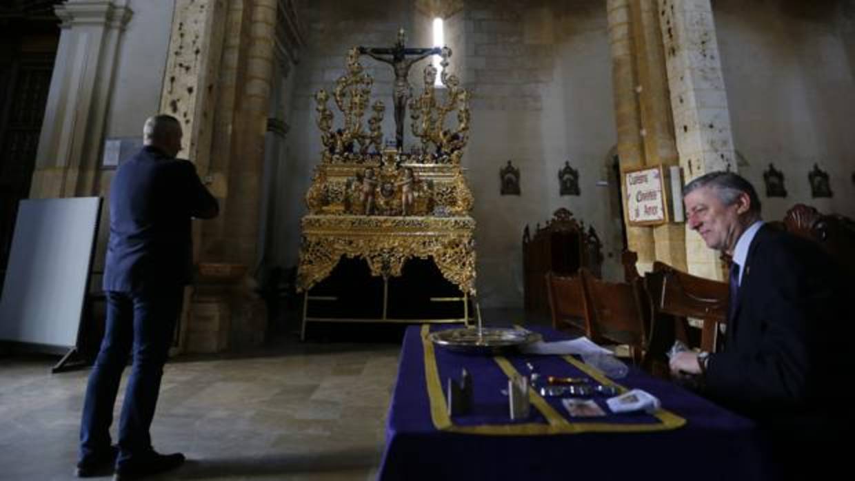 El Cristo de la Misericordia, preparado para el Miércoles Santo de Córdoba