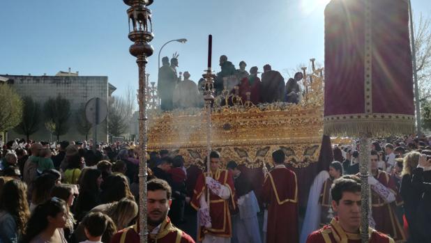 Semana Santa de Córdoba 2018: la devoción acompaña ya a todas las hermandades del Jueves Santo