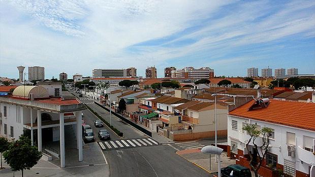 El Festival Village es la excusa de 10.000 jóvenes portugueses para pasar unas vacaciones en Punta Umbría