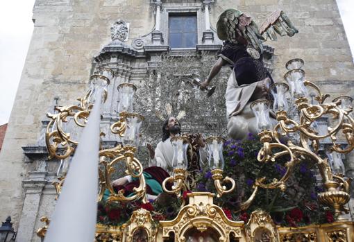 Paso del titular de la hermandad del Huerto