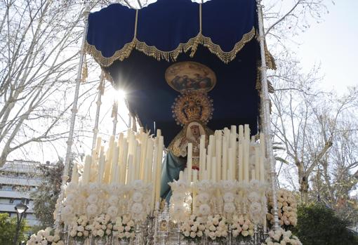 La Virgen de la Estrella, en el Lunes Santo de la Semana Santa de Córdoba 2018